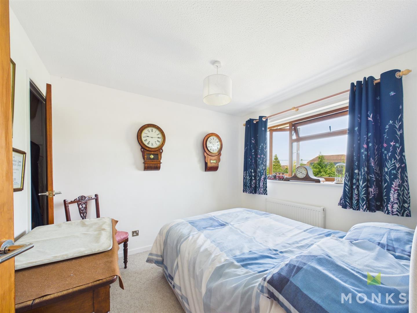 19 Bishops Close, Oswestry, SY11 4LY For Sale